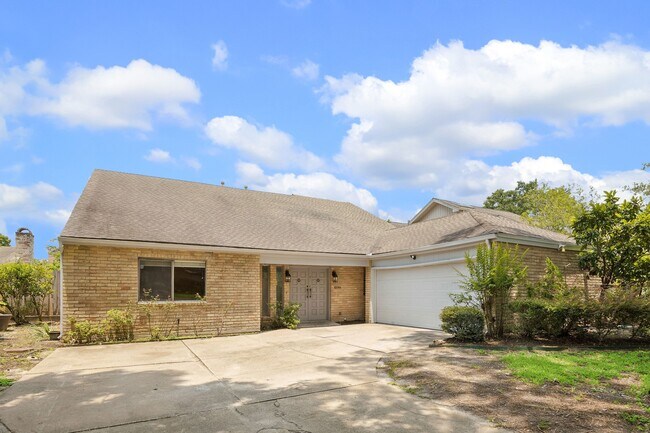 Photo - 10314 Olympia Dr