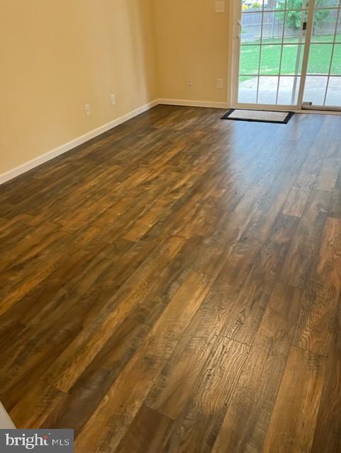 Photo - 113 Hotchkiss St