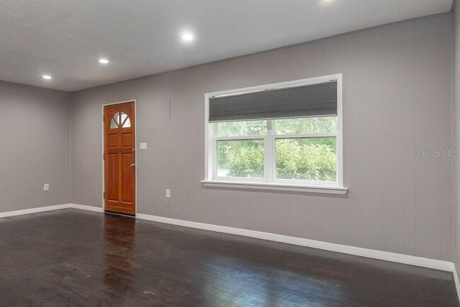 Photo - 1404 N Garfield Ave House