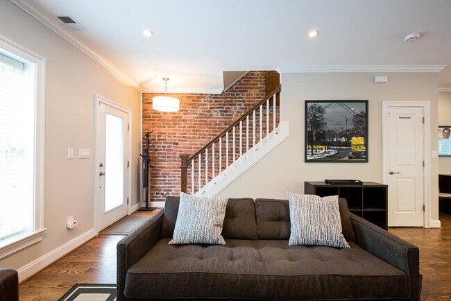 Photo - 713 Florida Ave NE Unit SI ID393P