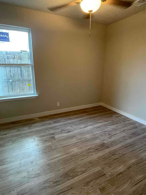 Photo - 8401 Garcreek Cir