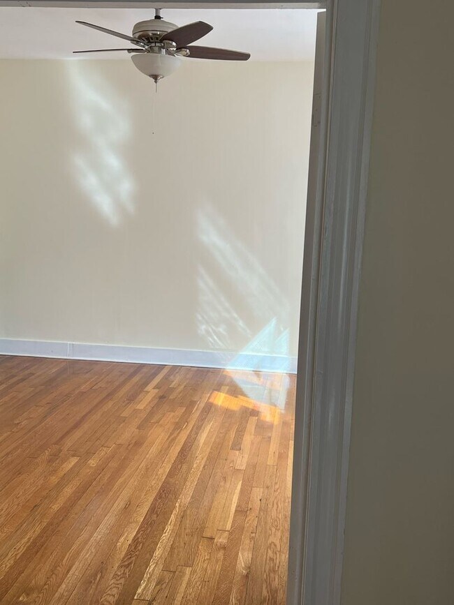 Photo - 64 Whitten St Unit 1