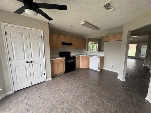 Photo - 7108 Avington Way