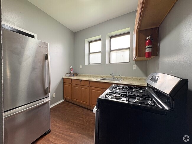 Building Photo - 205 S Orange Ave Unit 1 Rental