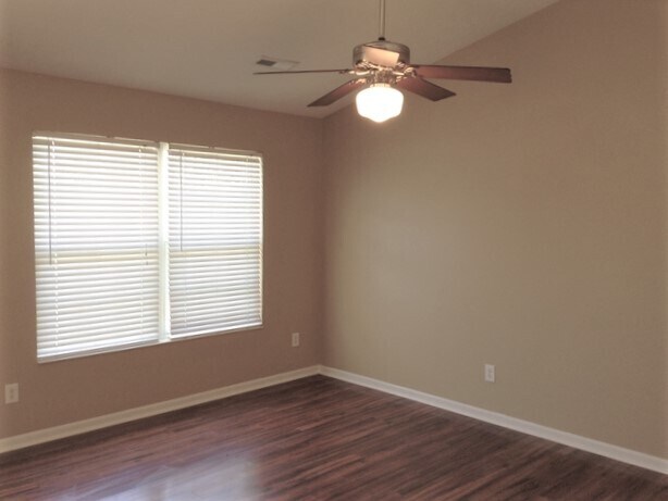 Photo - 391 Sherman Dr