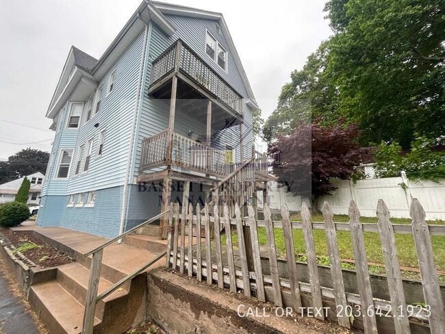Photo - 25 Cumley St