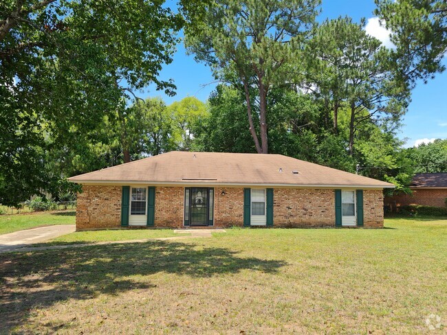 Building Photo - 659 Sarver Ave Rental