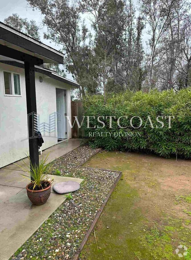 Building Photo - 35975 Glenda Pajas Rd Unit A Rental