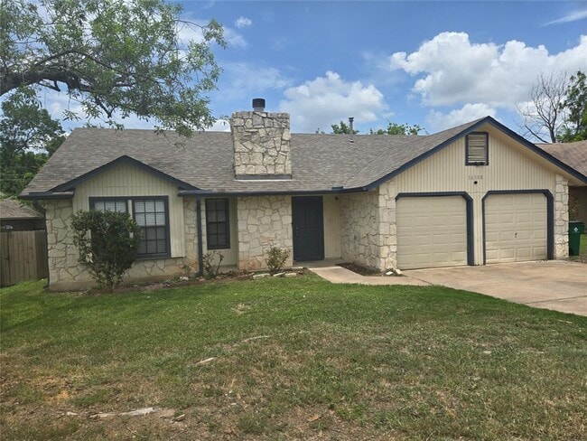 Photo - 16308 Edgemere Dr House