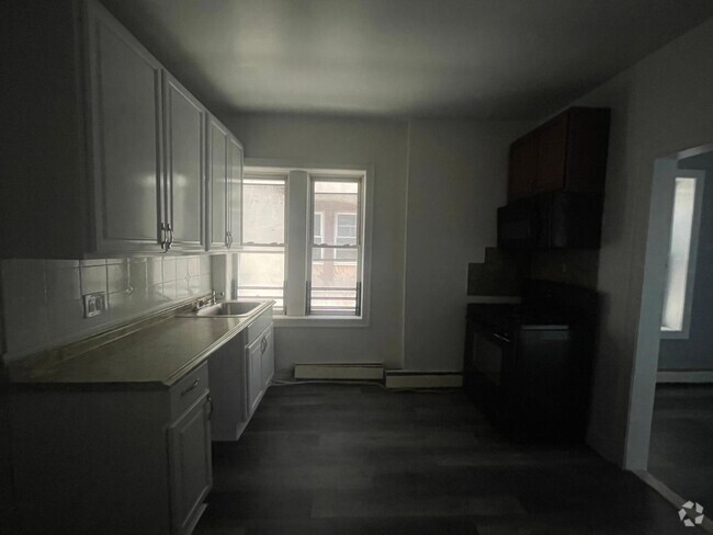 Building Photo - 550 Avenue C Unit 8 2ed floor Rental