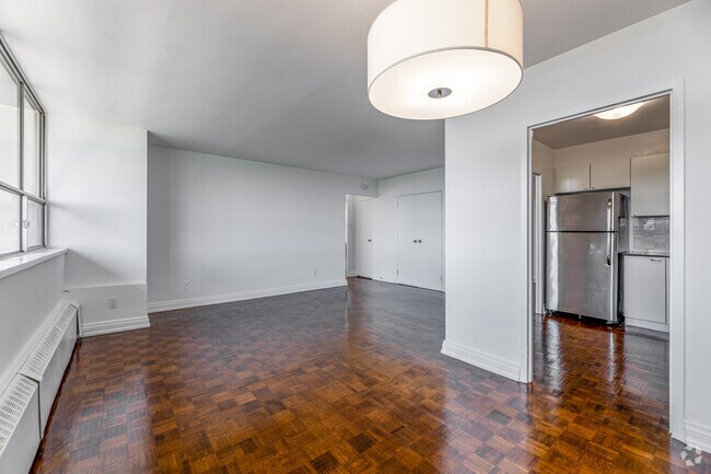 1 chambre, 1 salle de bain - 685 pi2 - Salon - Ramsden Place