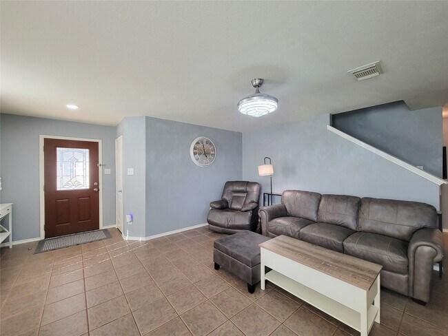Photo - 18235 Valebluff Ln