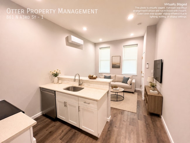 Building Photo - 861 N 43rd St Unit 1