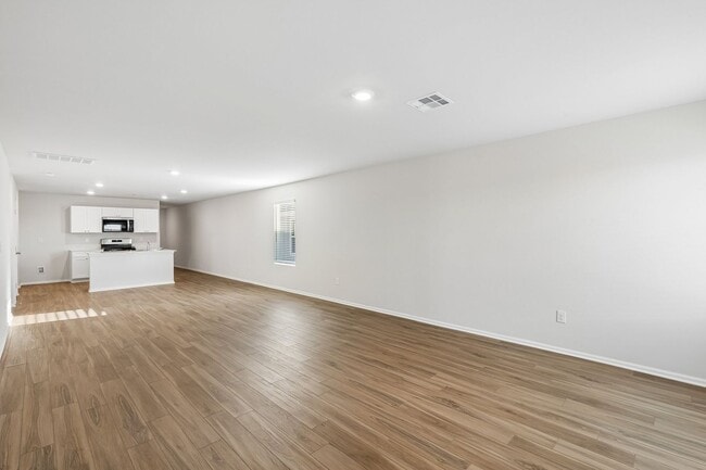 Photo - 4 Bed | 2 Bath | 1,572 Sq Ft