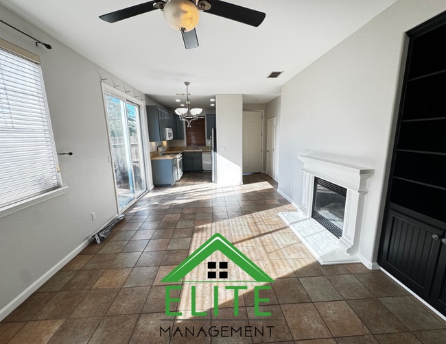 Photo - Beautiful 3 Bedroom, 2 Bath Home in Desira...