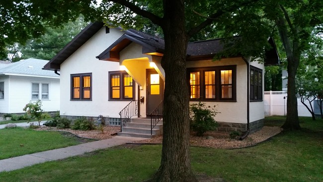 Photo - 2118 Cass St