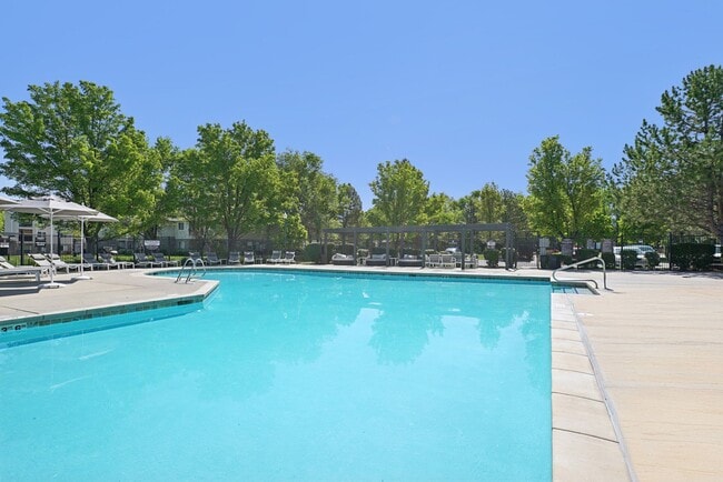 Photo - Maison's Landing Apartments