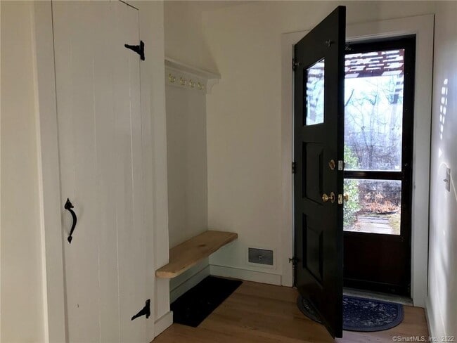 Photo - 62 Sharon-Goshen Turnpike