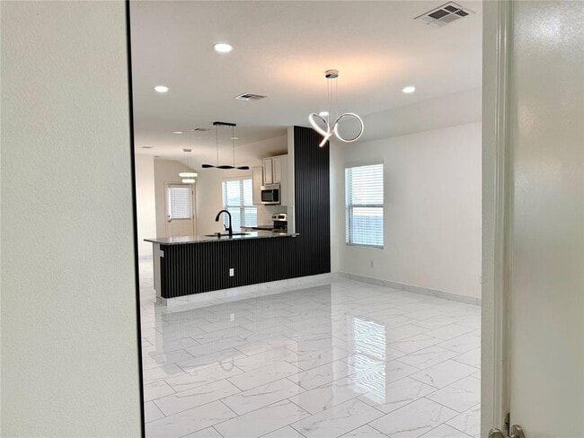 Photo - 216 Star Pass