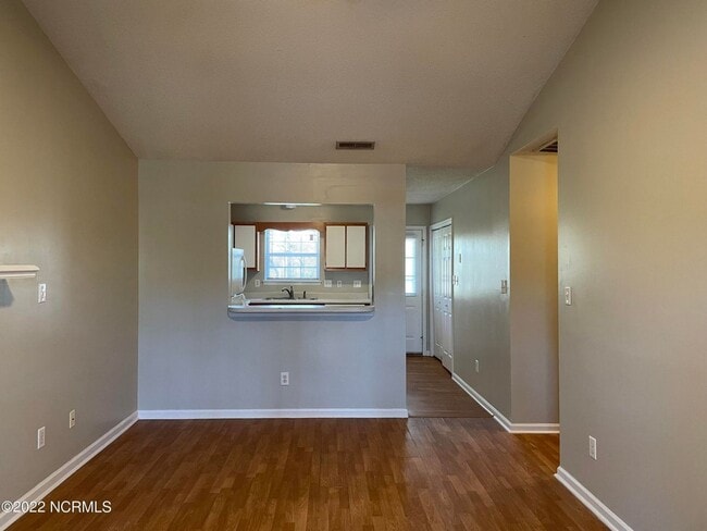 Photo - Welcome to Deerfield!