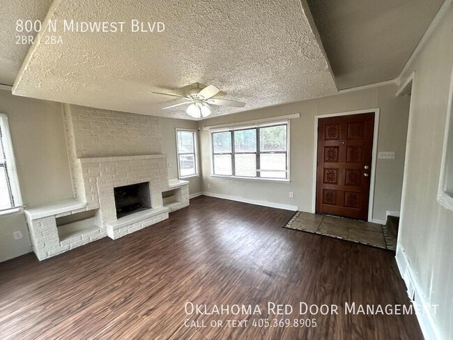 800 N Midwest Blvd
