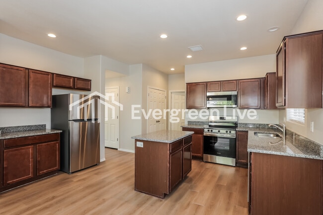 Photo - 11606 W Kinderman Dr