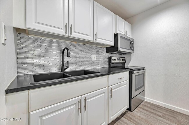 Photo - 4231 N 13th Pl Unit 112