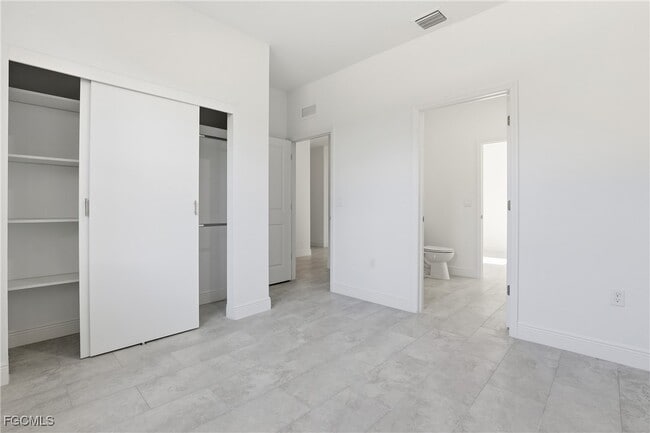Photo - 1087 Rugby Cir