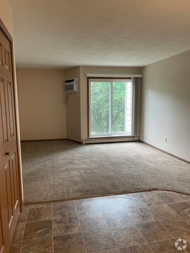 Building Photo - Pioneer Pointe Rental