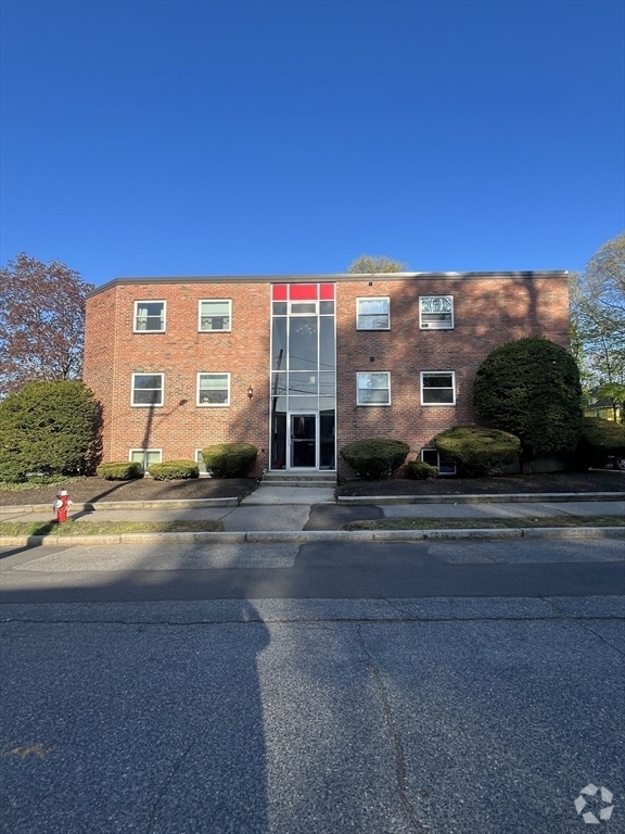 Building Photo - 101 Walker St Unit B3 Rental