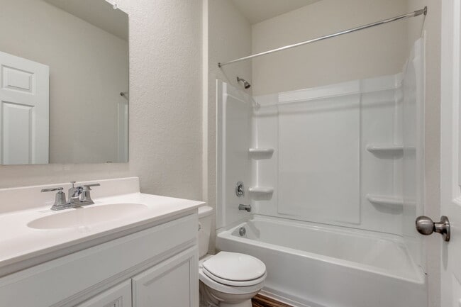 Photo - 4 Bedroom/3 Bath Winding Brook Subdivision