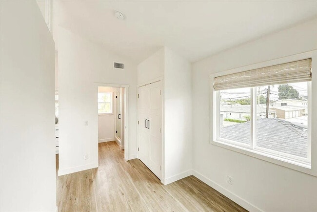 Photo - 118 Magnolia St