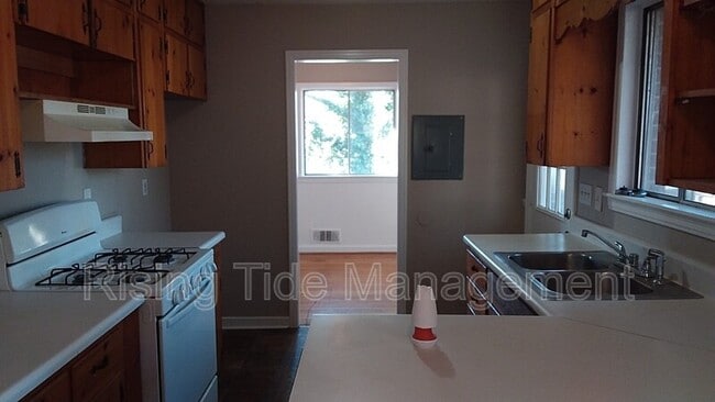 Photo - 8937 Glendale Dr