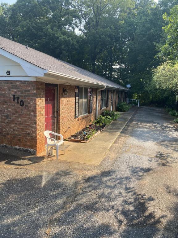 Photo - 110 State Rd S-42-7449