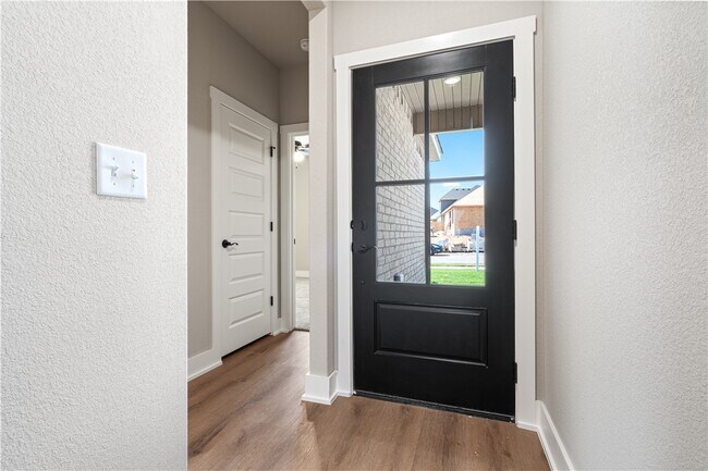 Photo - 7006 SW Orange Ave