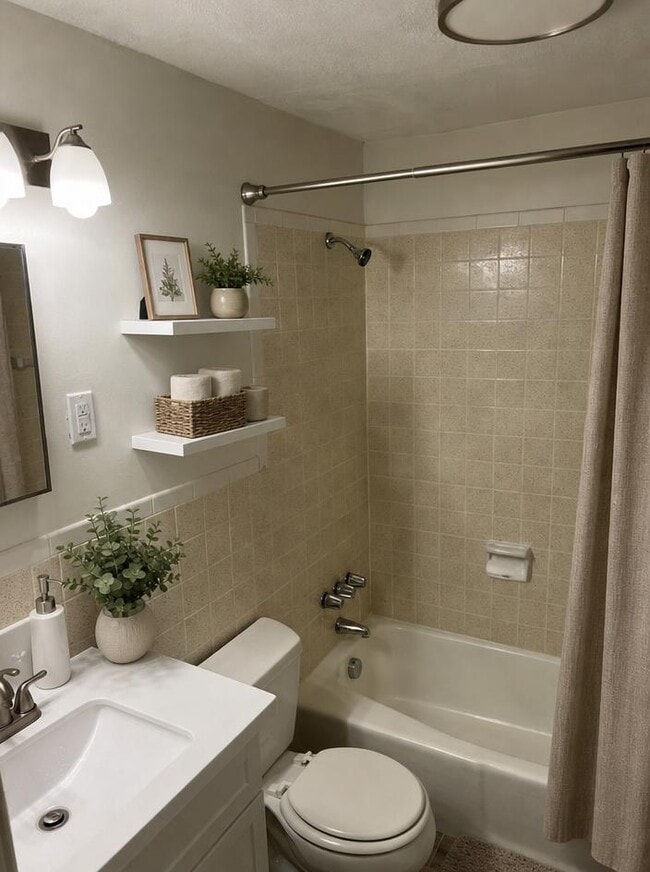 Photo - 31 Andrew St Unit 31 Andrew St #19