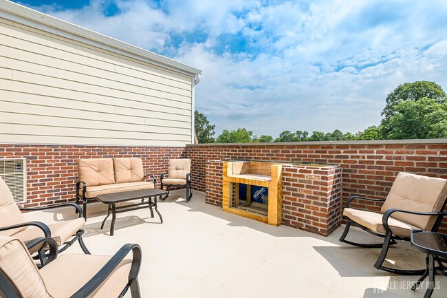 Photo - 21 Station Pl Unit 202