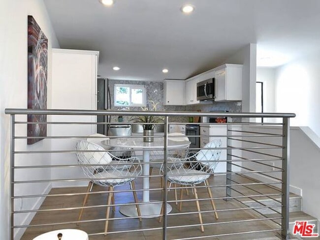 Photo - 2211 Griffith Park Blvd Unit 5