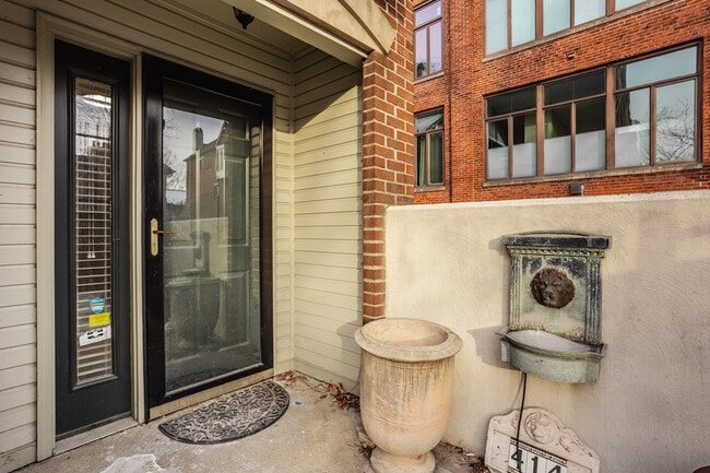 414 N Park Ave
