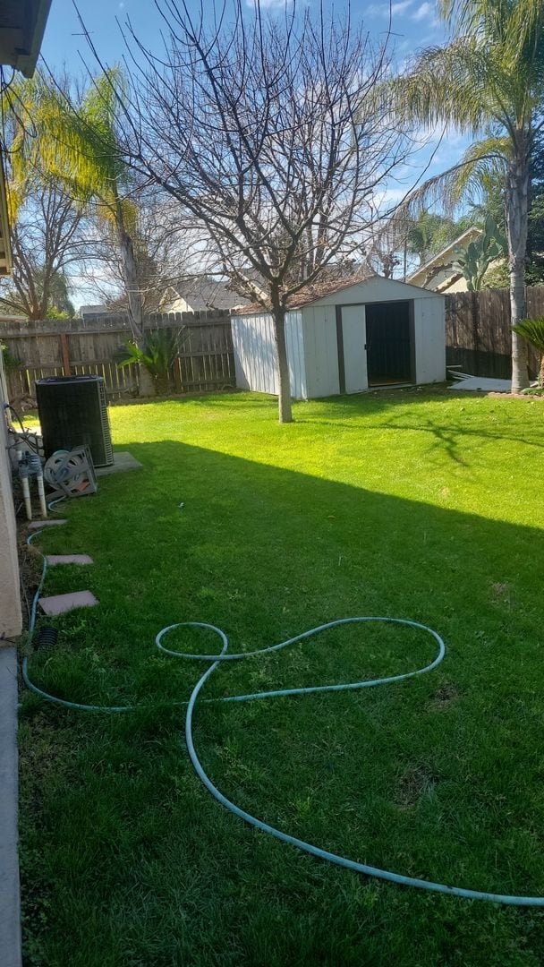 Photo - 1671 Hume Dr