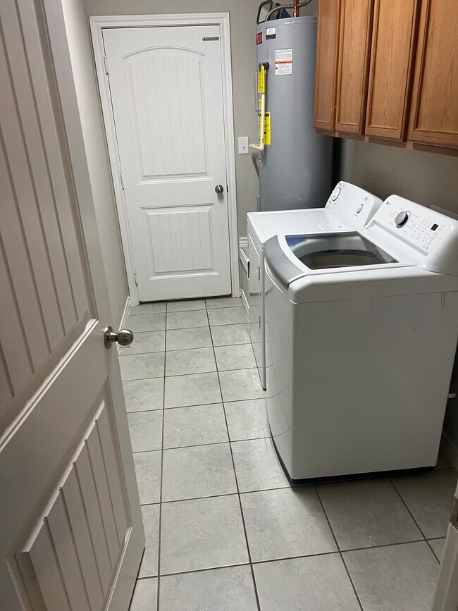 Photo - 1920 Elizabeth St