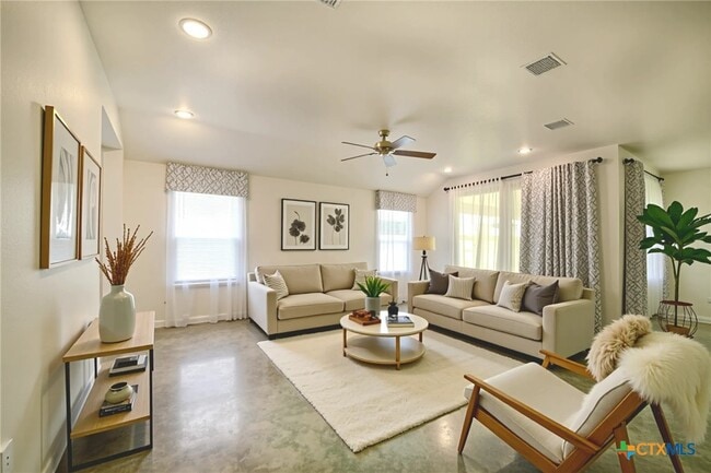 Photo - 770 Freedom Cir