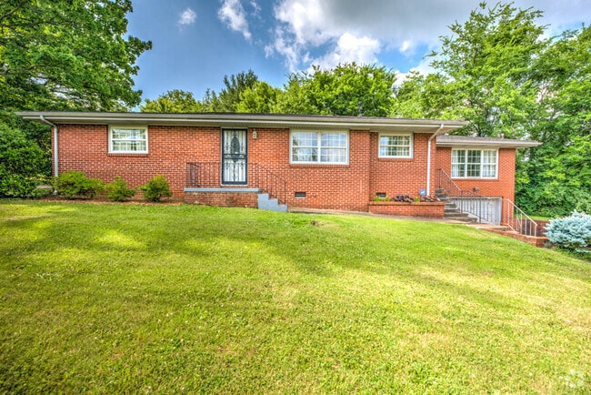 Building Photo - 248 Taliwa Dr Rental