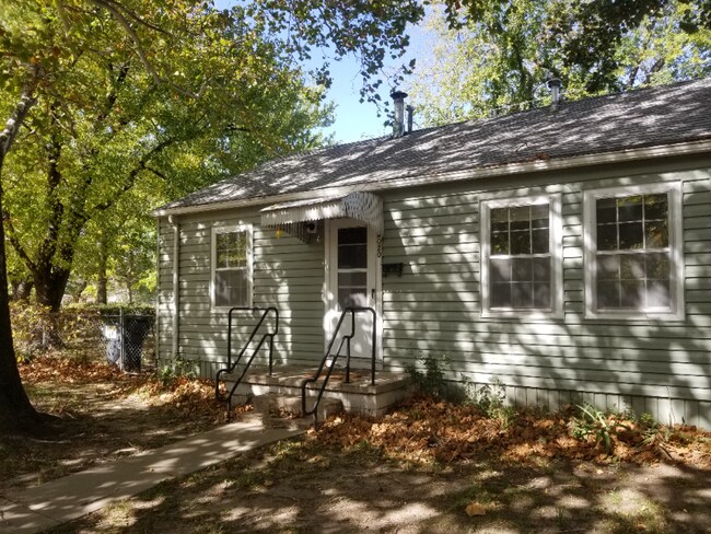 Photo - 4020 E Whitney Ln