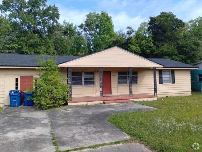 Building Photo - 6607 Rhone Dr Rental