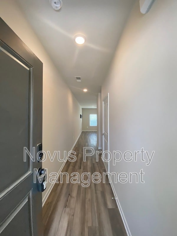 Photo - 1182 Westhampton Wy