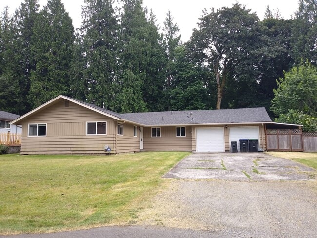 Building Photo - 4715 25th Ave SE