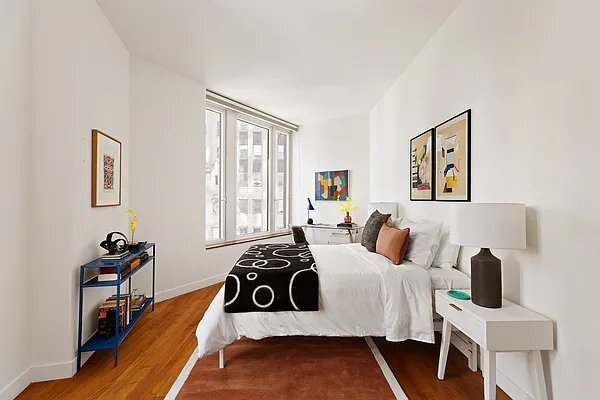 Photo - 15 William St Unit 14G