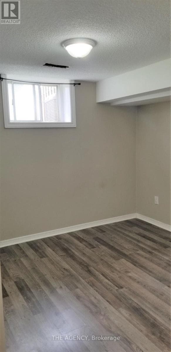 Photo - 236 Demaine Crescent