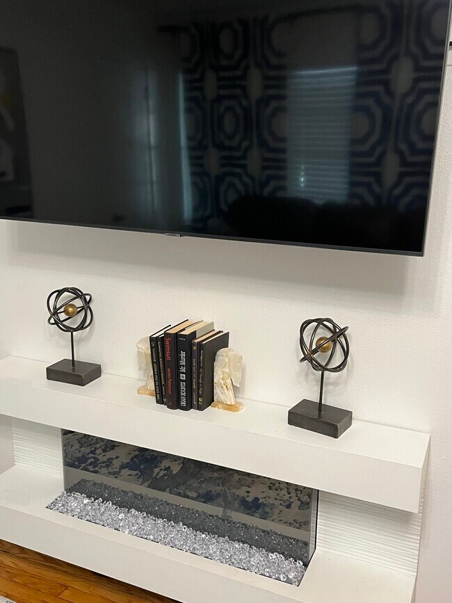 Photo - 1205 Belvedere Dr